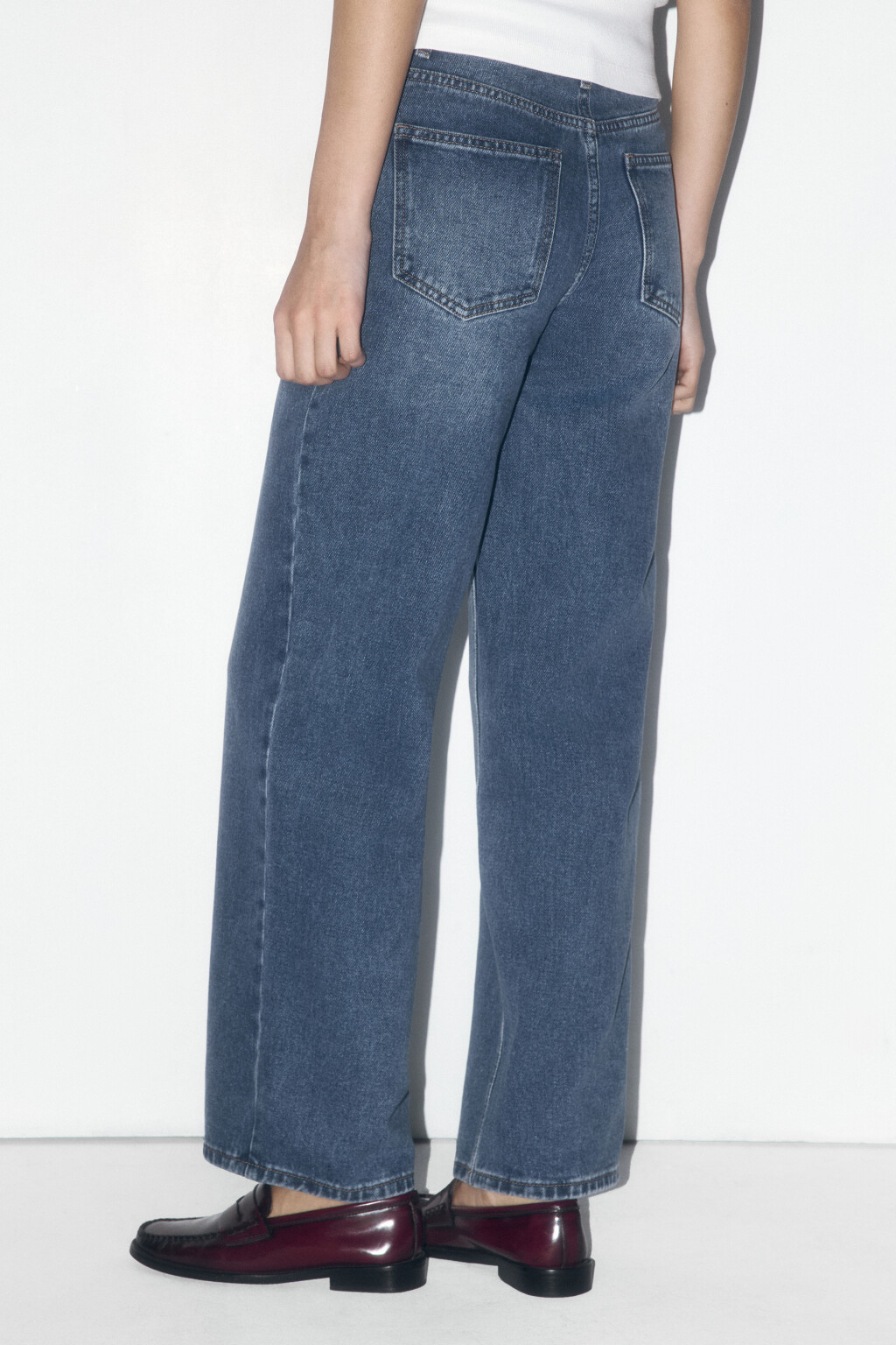 Джинсы широкие со средней посадкой - цвет голубой - 4