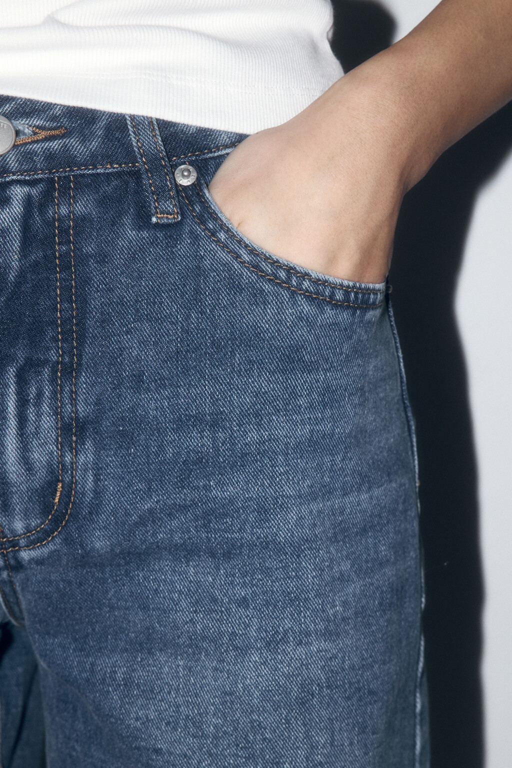 Джинсы широкие со средней посадкой - цвет голубой - 7