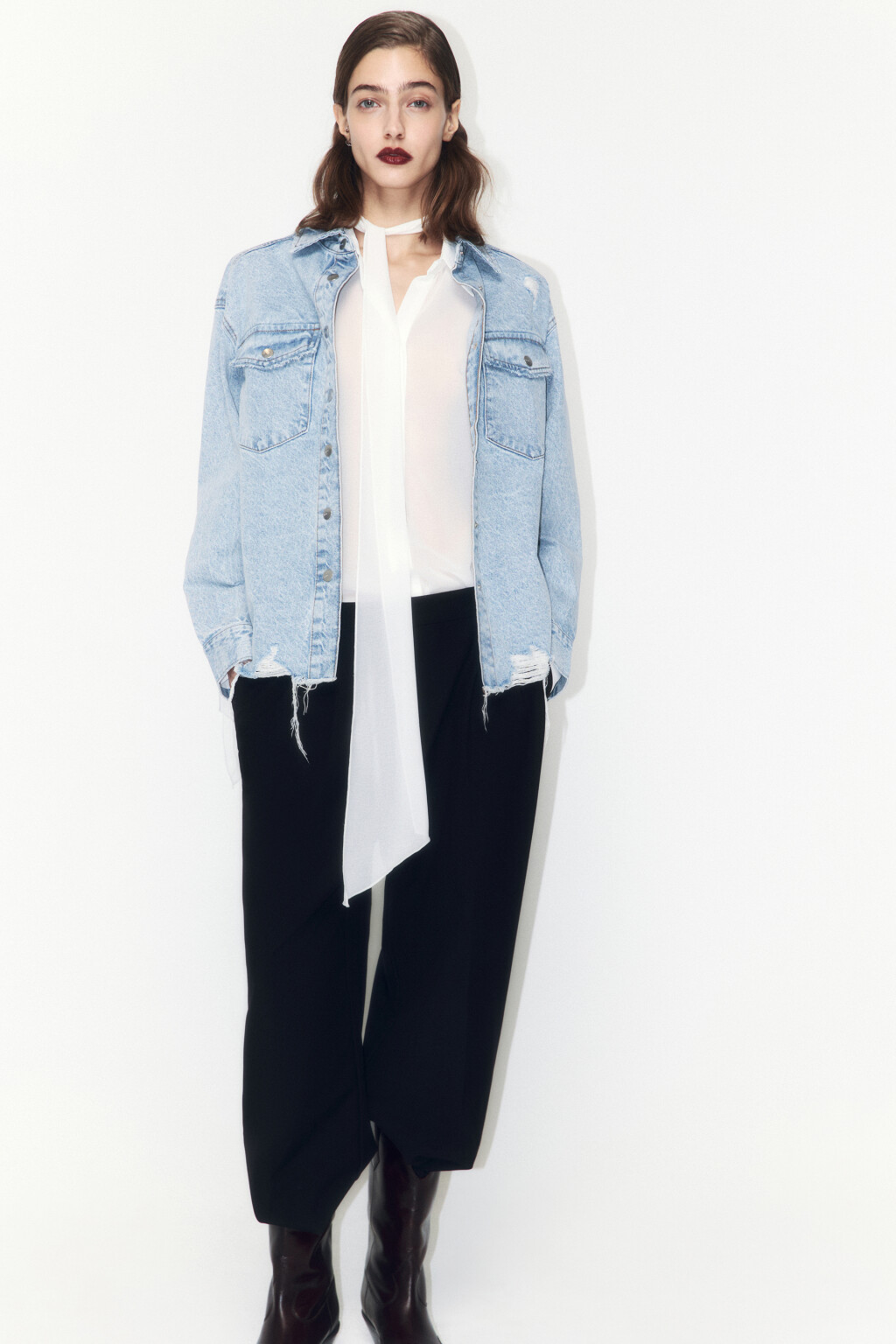 Рубашка oversize джинсовая рваная - цвет голубой - 1