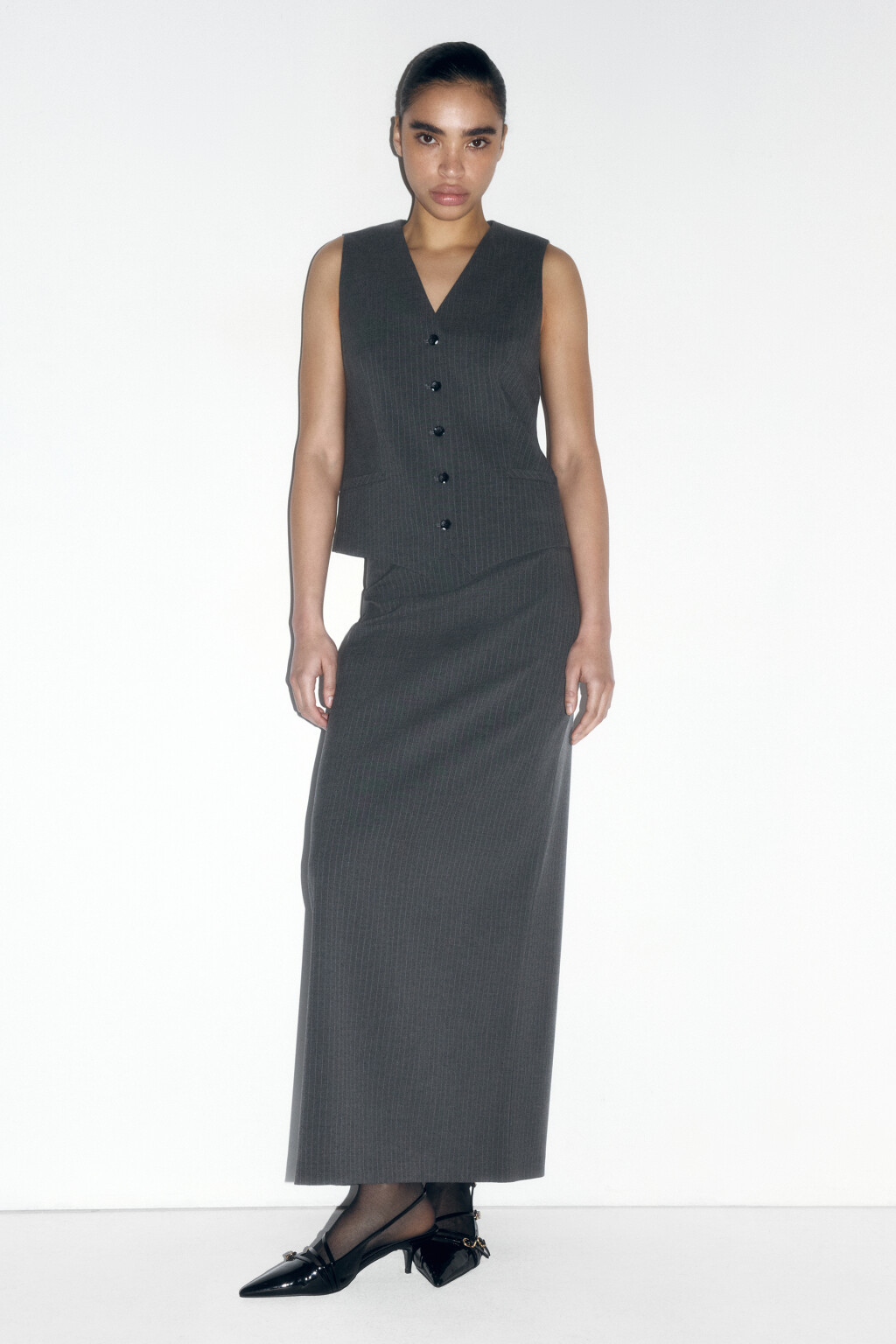 Жилет костюмный приталенный в полоску - цвет серый - 5