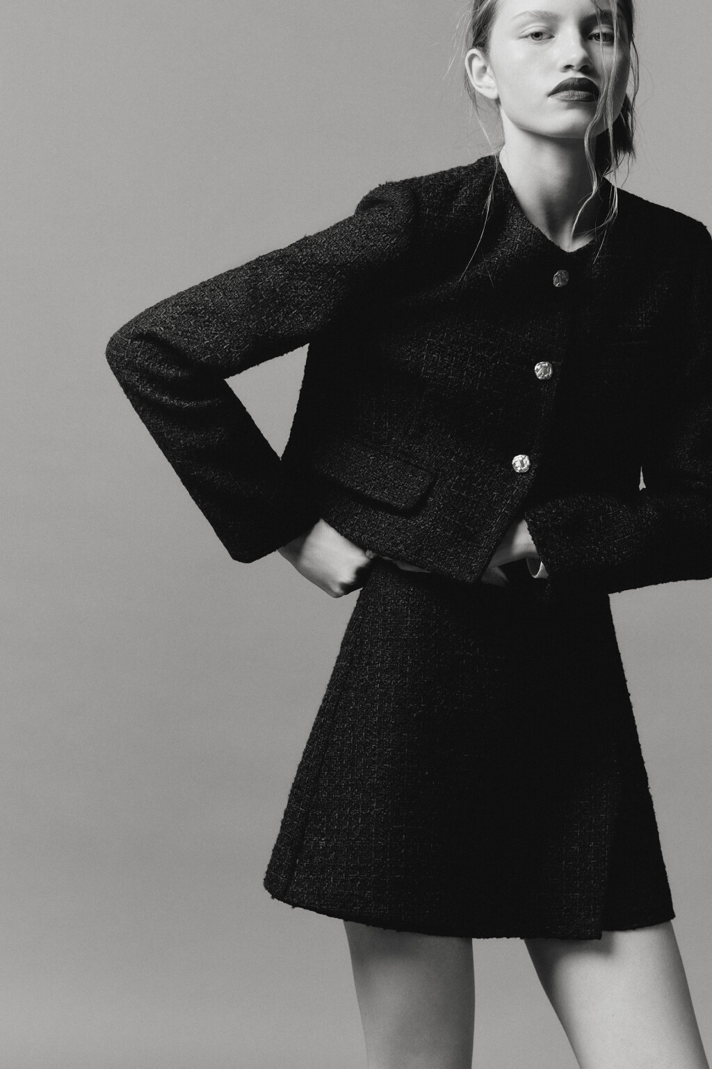 Жакет твидовый укороченный на пуговицах - цвет черный - 1