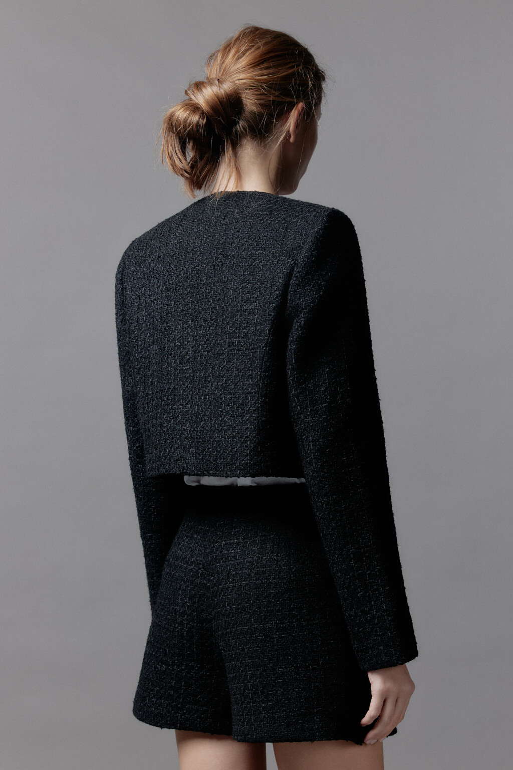 Жакет твидовый укороченный на пуговицах - цвет черный - 5