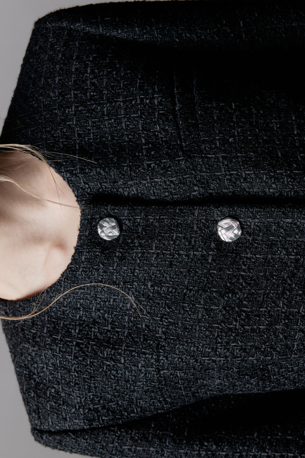 Жакет твидовый укороченный на пуговицах - цвет черный - 7