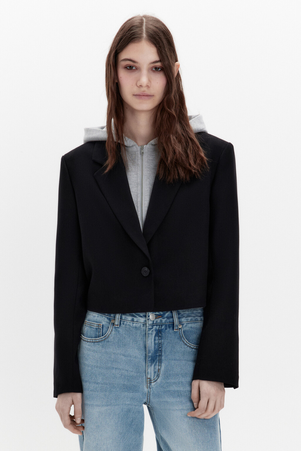 Жакет укороченный с имитацией худи с капюшоном - цвет черный - 3