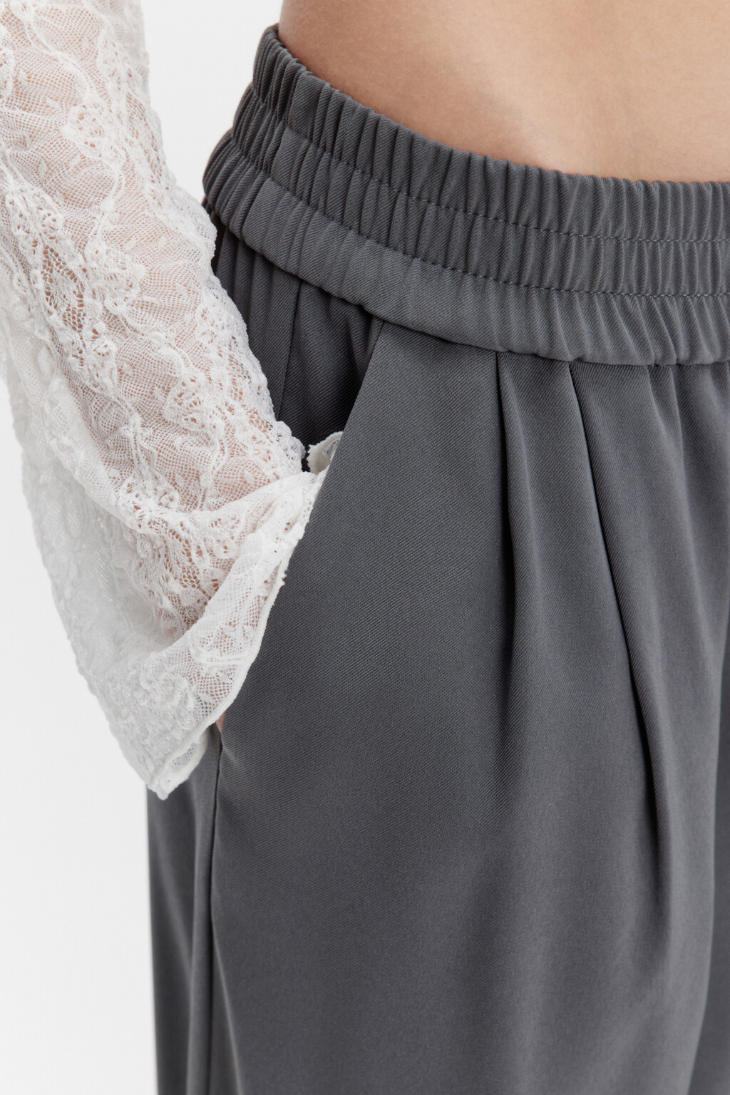 Брюки широкие костюмные с поясом-резинкой - цвет серый - 6