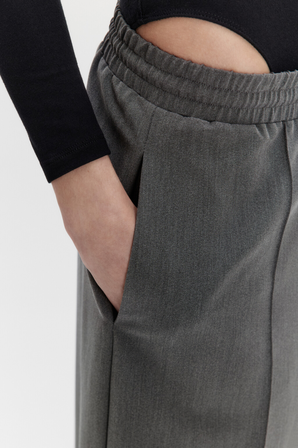 Брюки широкие костюмные с поясом на завязках - цвет серый - 6