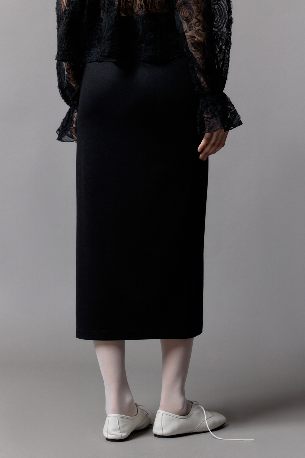 Юбка миди прямая трикотажная с разрезом - цвет черный - 5