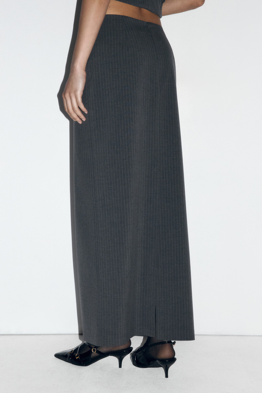Юбка макси прямая в полоску - цвет серый - 4