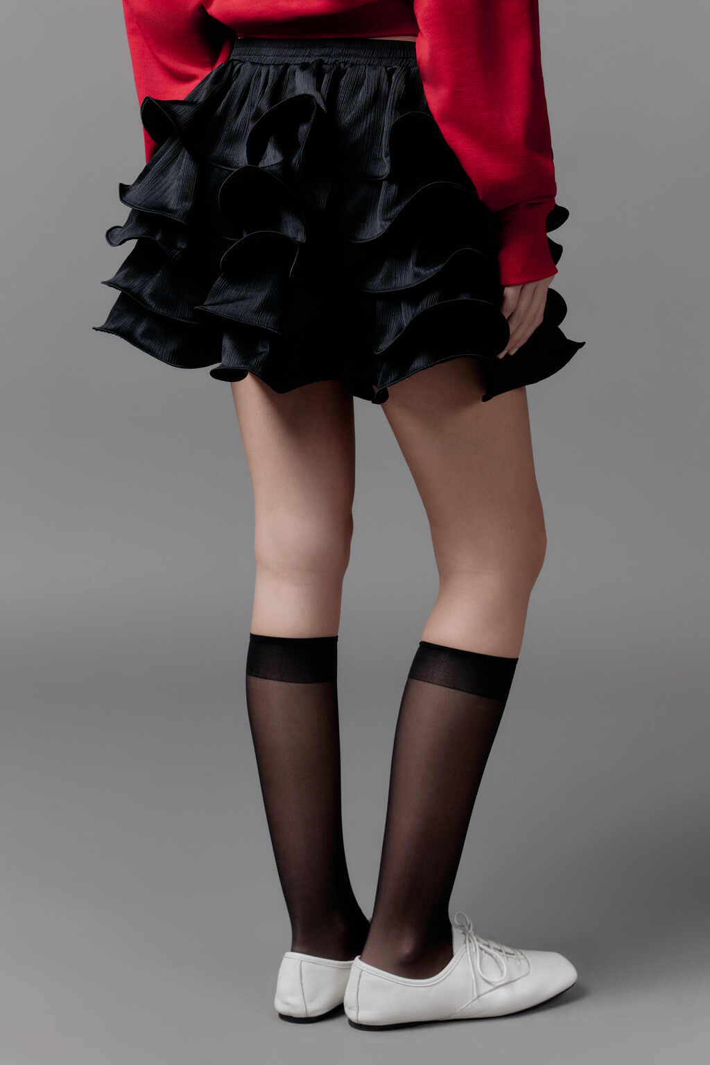 Юбка мини ярусная из ткани плиссе - цвет черный - 5