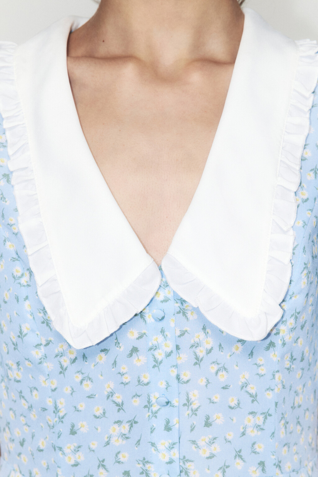 Платье миди приталенное с белым воротничком - цвет голубой - 6