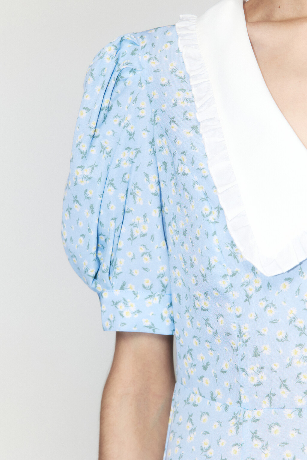 Платье миди приталенное с белым воротничком - цвет голубой - 7