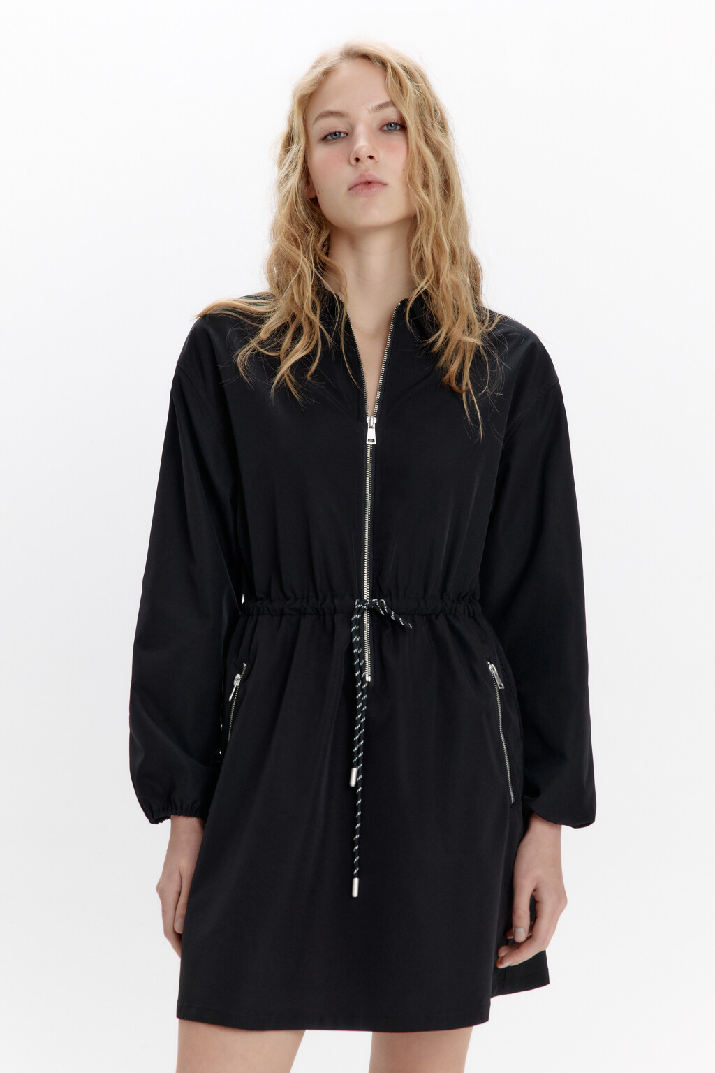 Платье-рубашка мини с поясом на завязках - цвет черный - 2