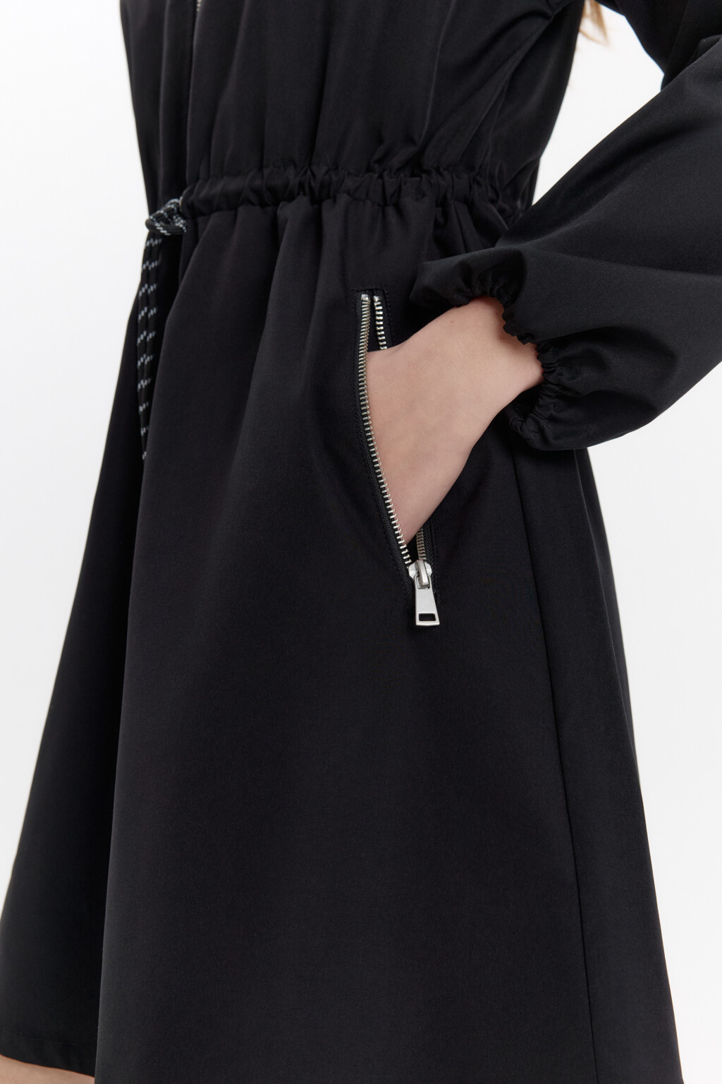 Платье-рубашка мини с поясом на завязках - цвет черный - 7