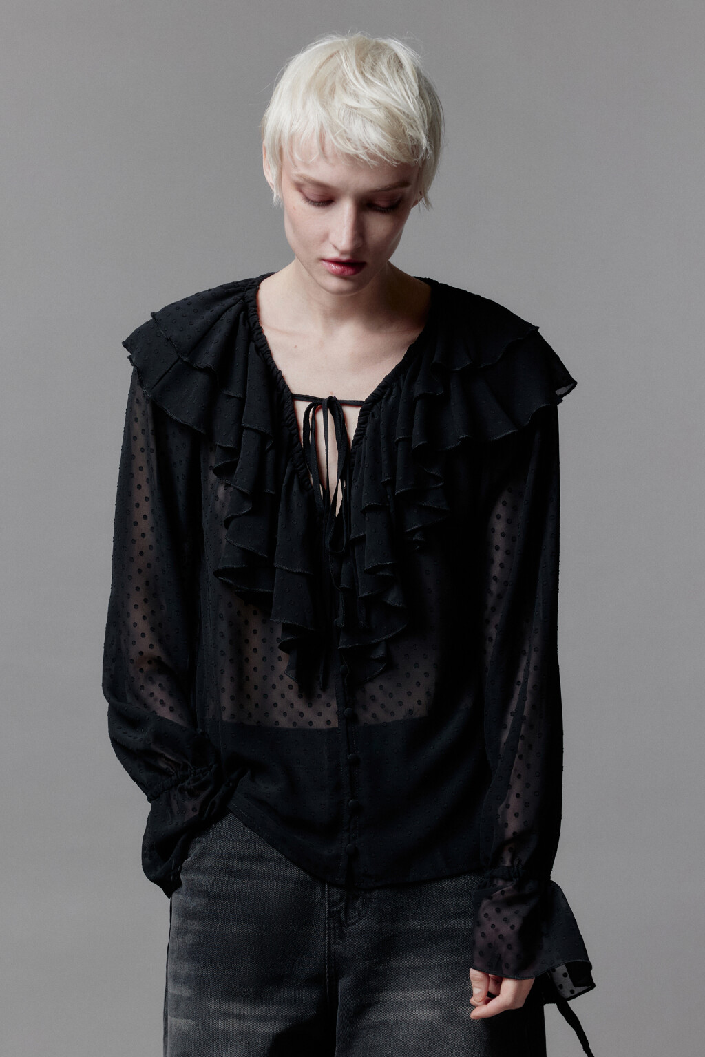 Блузка шифоновая с воланами и завязками - цвет черный - 3