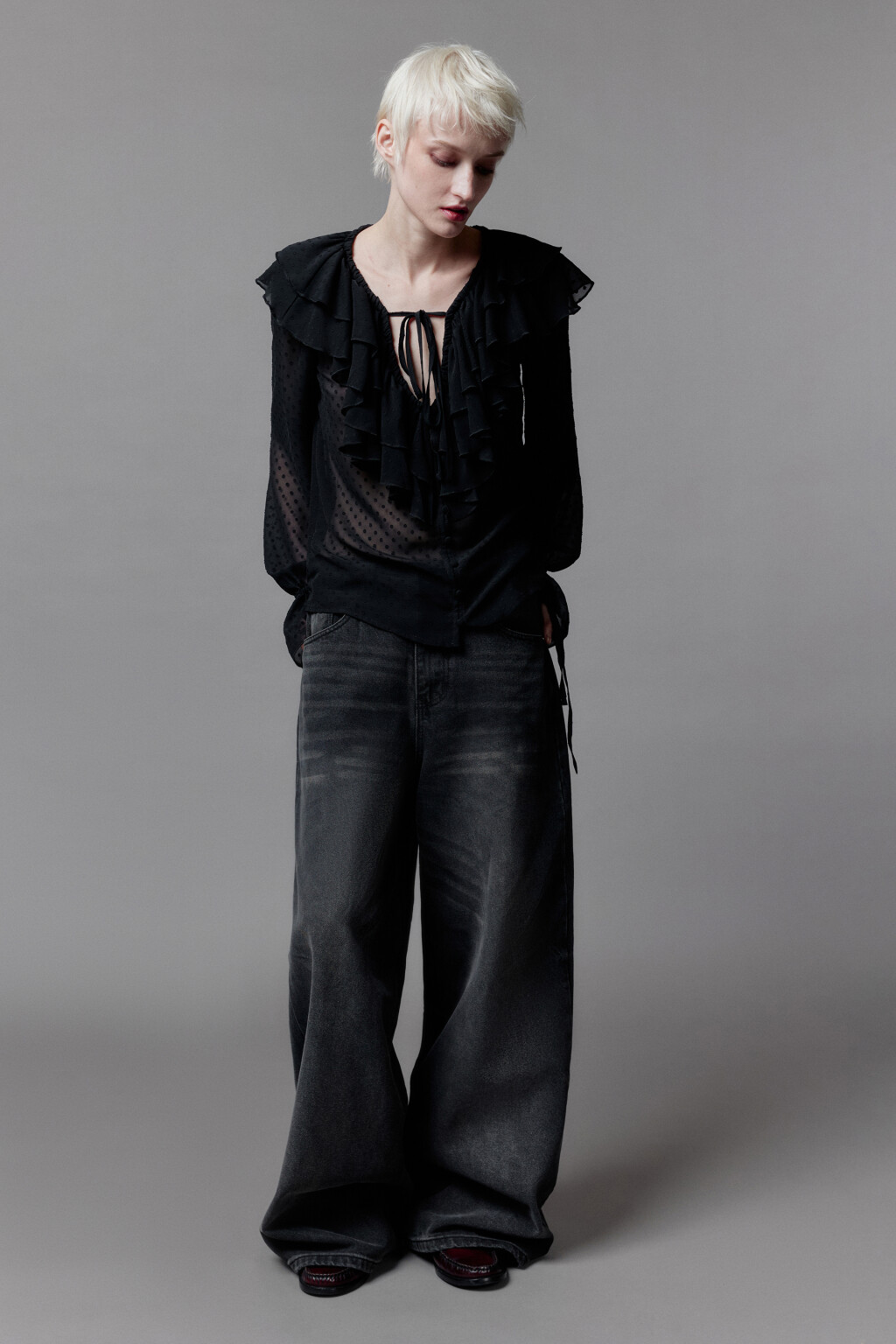 Блузка шифоновая с воланами и завязками - цвет черный - 6