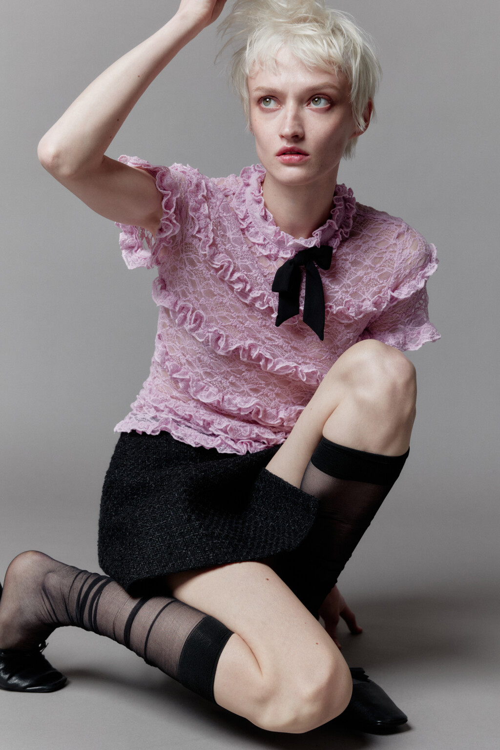 Блузка кружевная с оборками и бантом - цвет розовый - 1