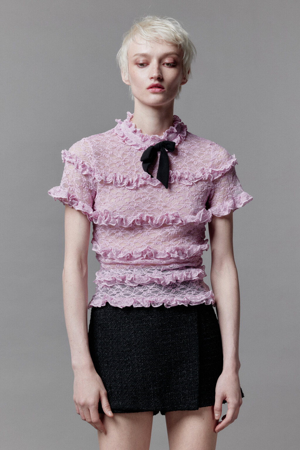 Блузка кружевная с оборками и бантом - цвет розовый - 3