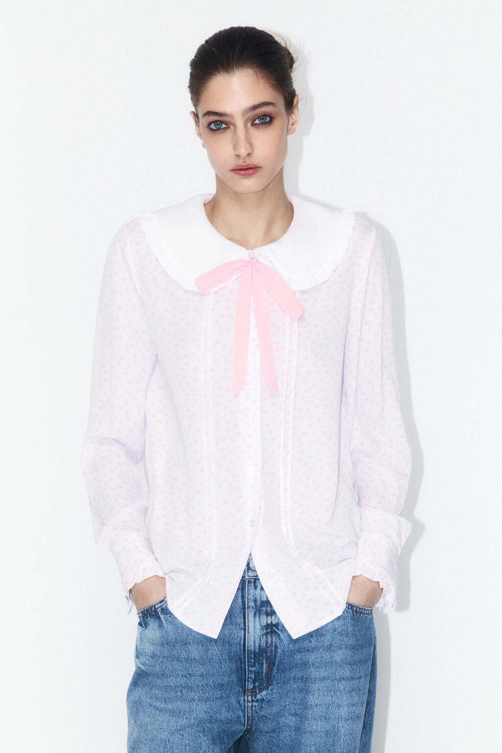 Блузка с оборками и галстуком - цвет мультиколор - 2