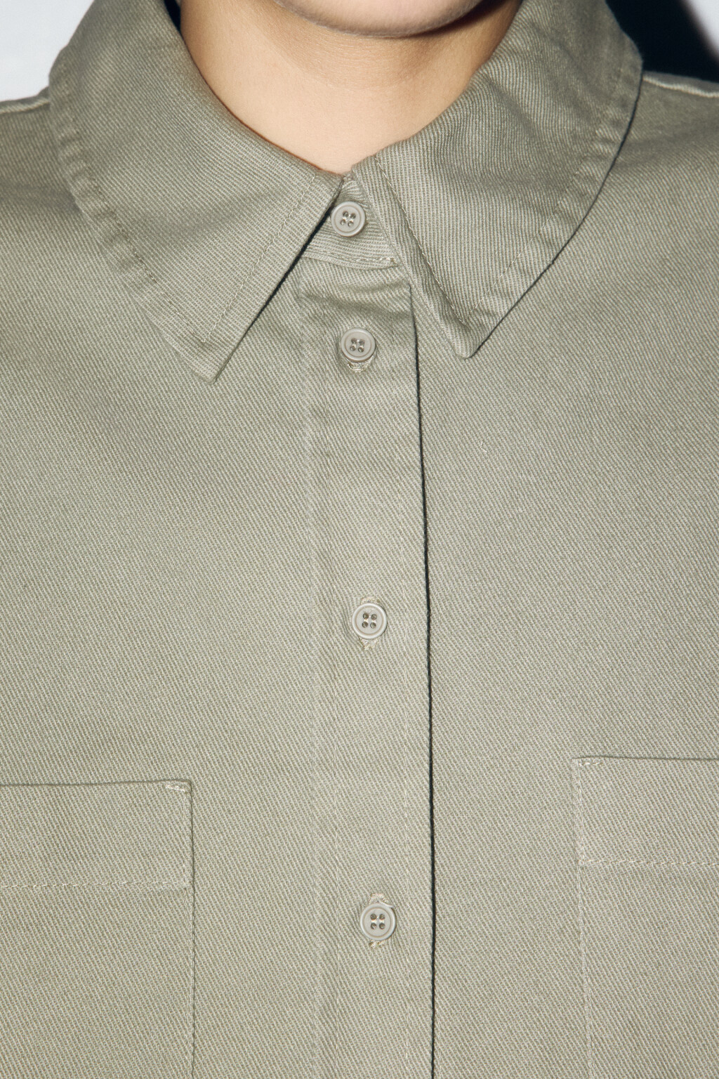 Рубашка oversize из плотного хлопка - цвет зеленый - 6