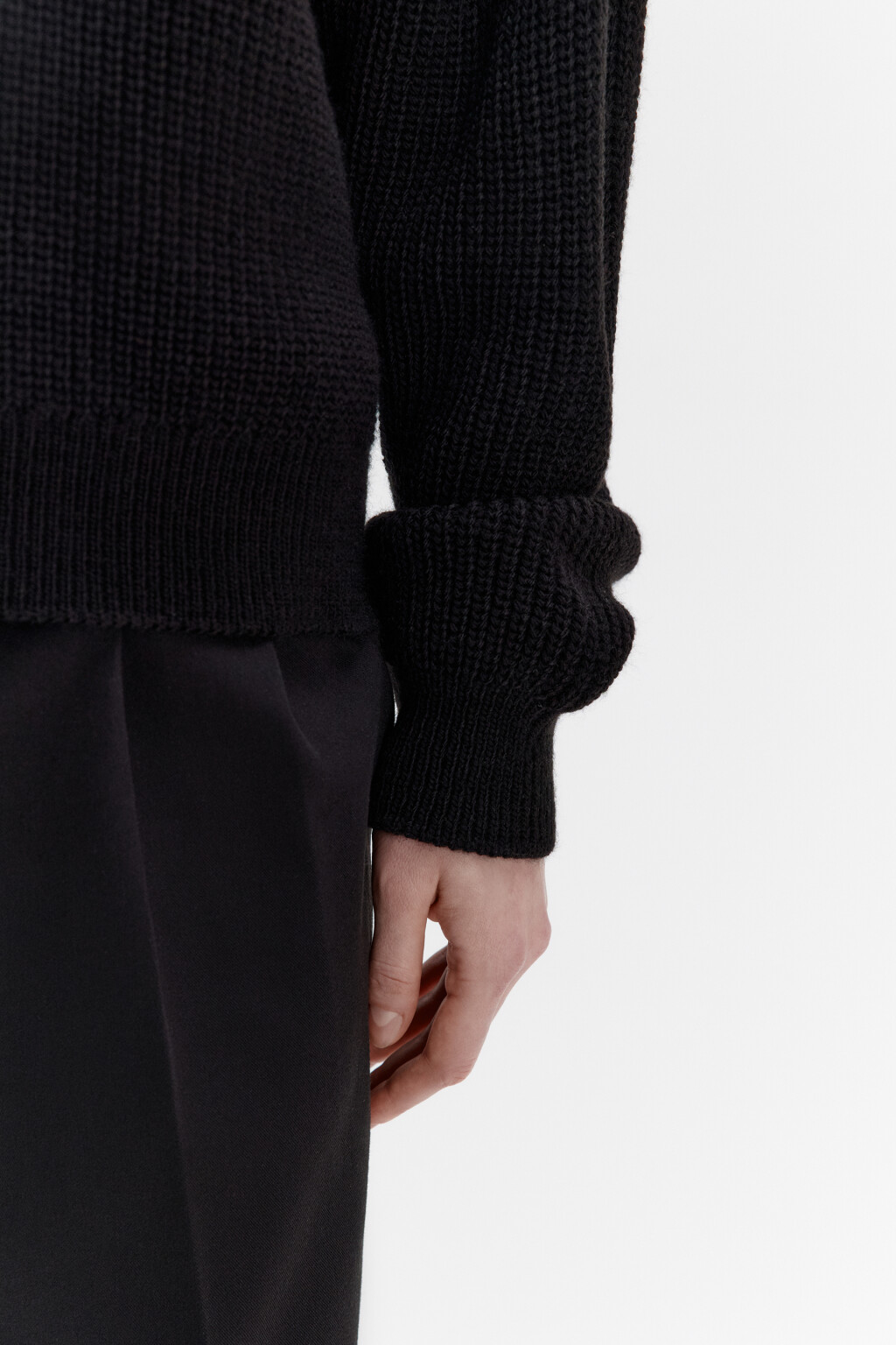 Свитер в рубчик с воротником на молнии - цвет черный - 8