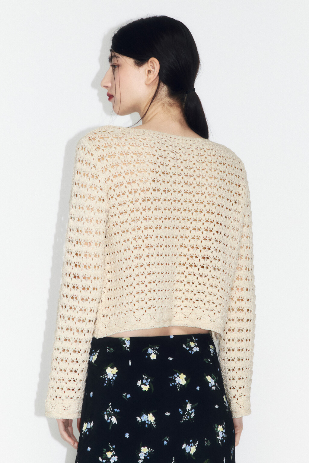 Джемпер ажурный с расклешенными рукавами - цвет бежевый - 3