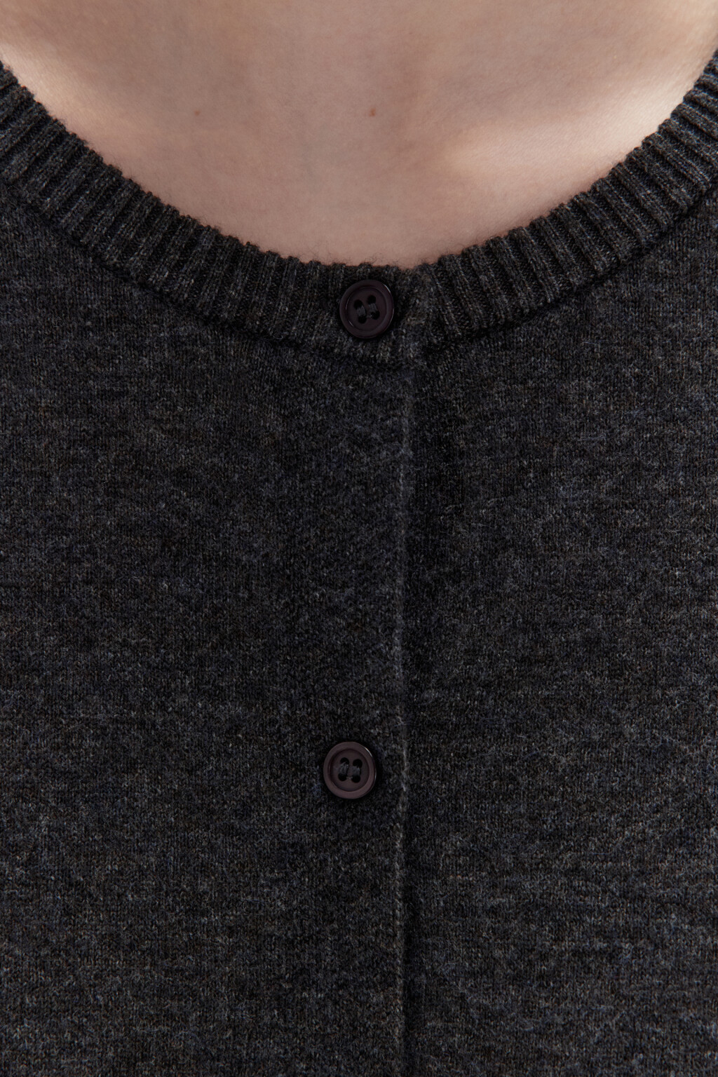 Кардиган на пуговицах с круглым вырезом - цвет серый - 5