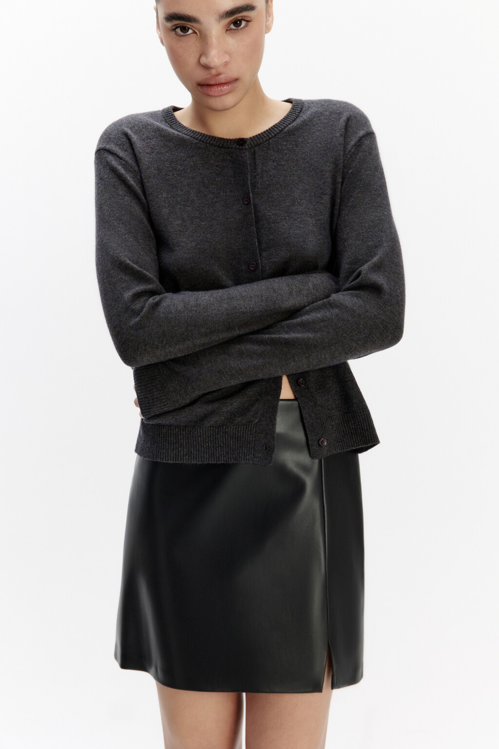 Кардиган на пуговицах с круглым вырезом - цвет серый - 1