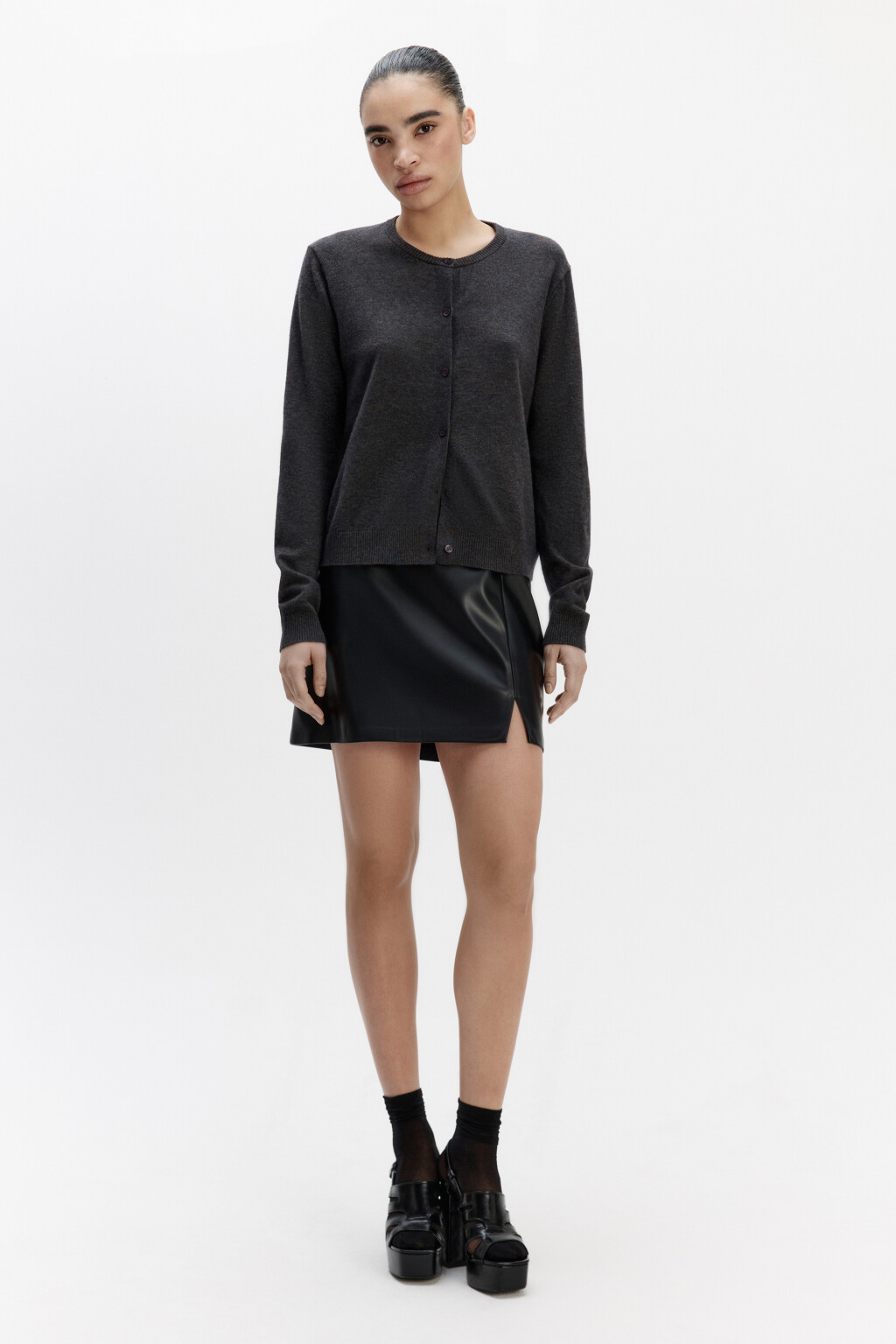 Кардиган на пуговицах с круглым вырезом - цвет серый - 5