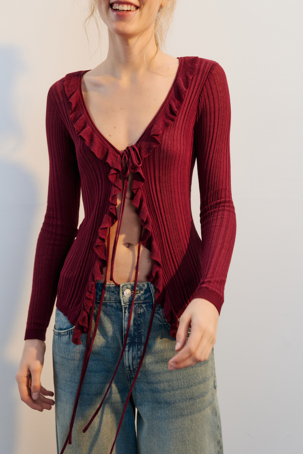 Кардиган тонкий на завязках с оборками - цвет бордовый - 1
