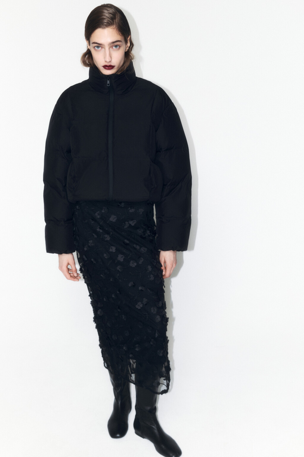 Куртка стеганая укороченная с воротником-стойкой - цвет черный - 1