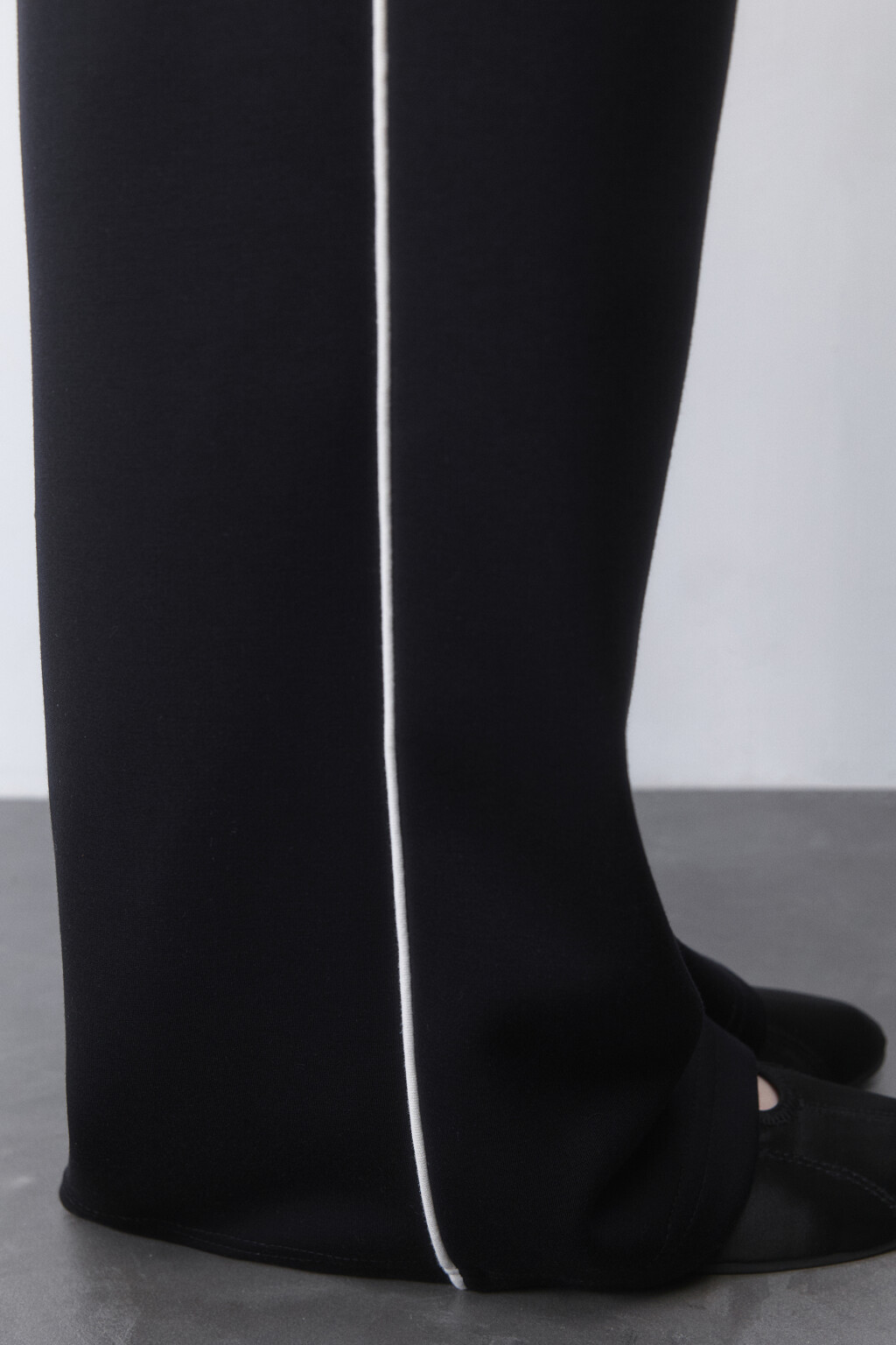 Брюки широкие спортивные из трикотажа - цвет черный - 6