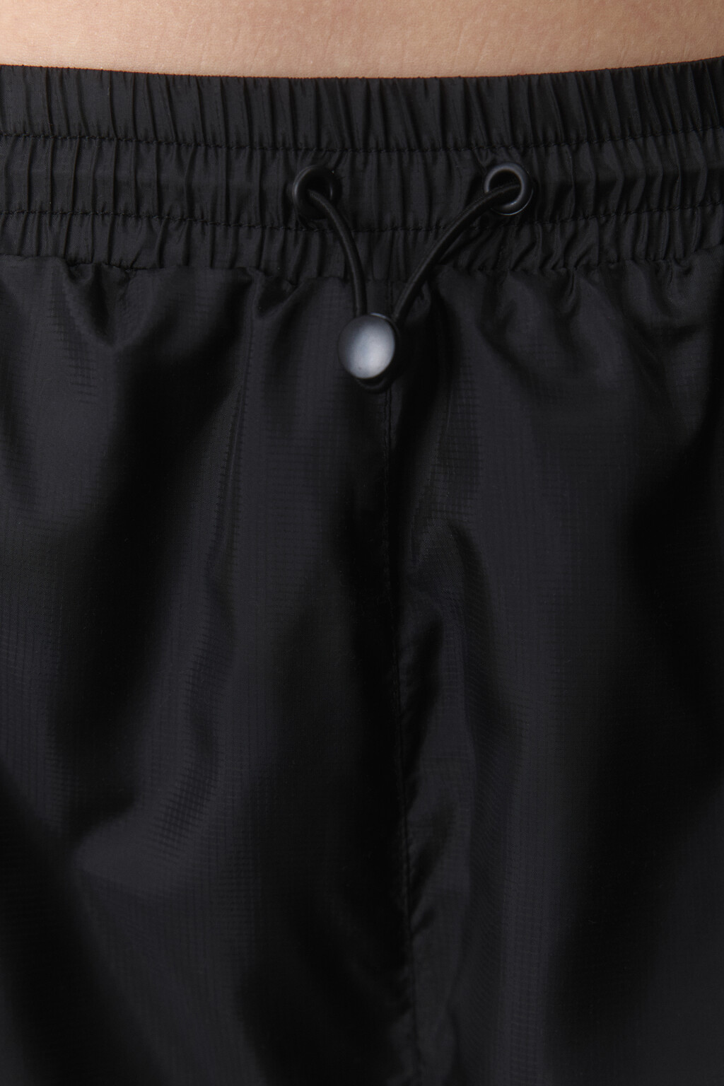 Брюки-джоггеры спортивные из гладкой плащевки - цвет черный - 5