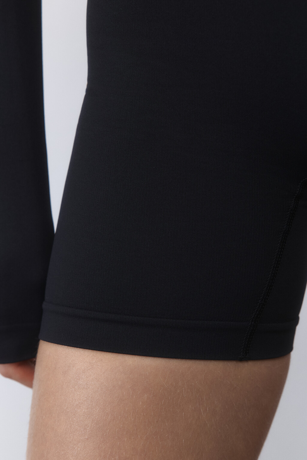 Шорты-велосипедки гладкие облегающие - цвет черный - 8