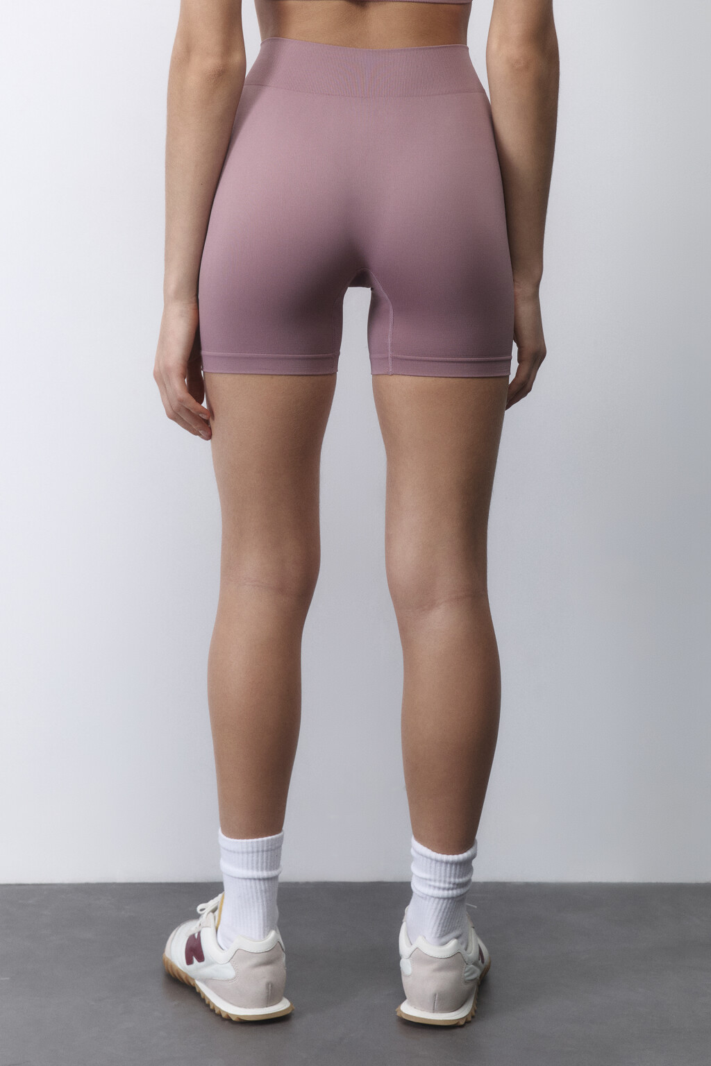 Шорты-велосипедки гладкие облегающие - цвет розовый - 5