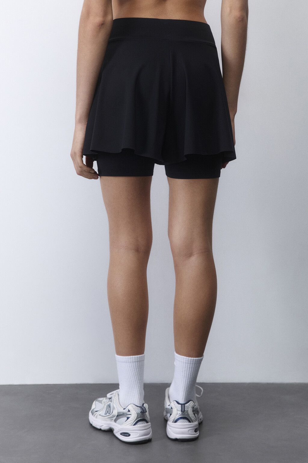 Шорты спортивные с облегающими велосипедками - цвет черный - 3