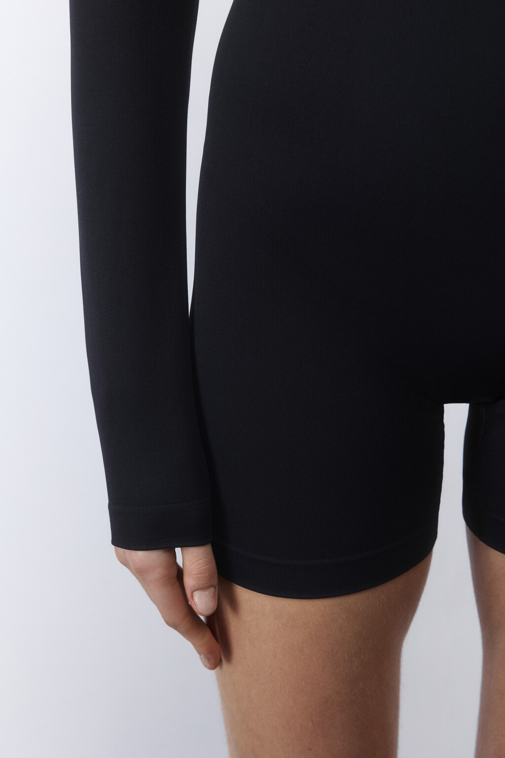 Комбинезон спортивный с воротником на молнии - цвет черный - 8