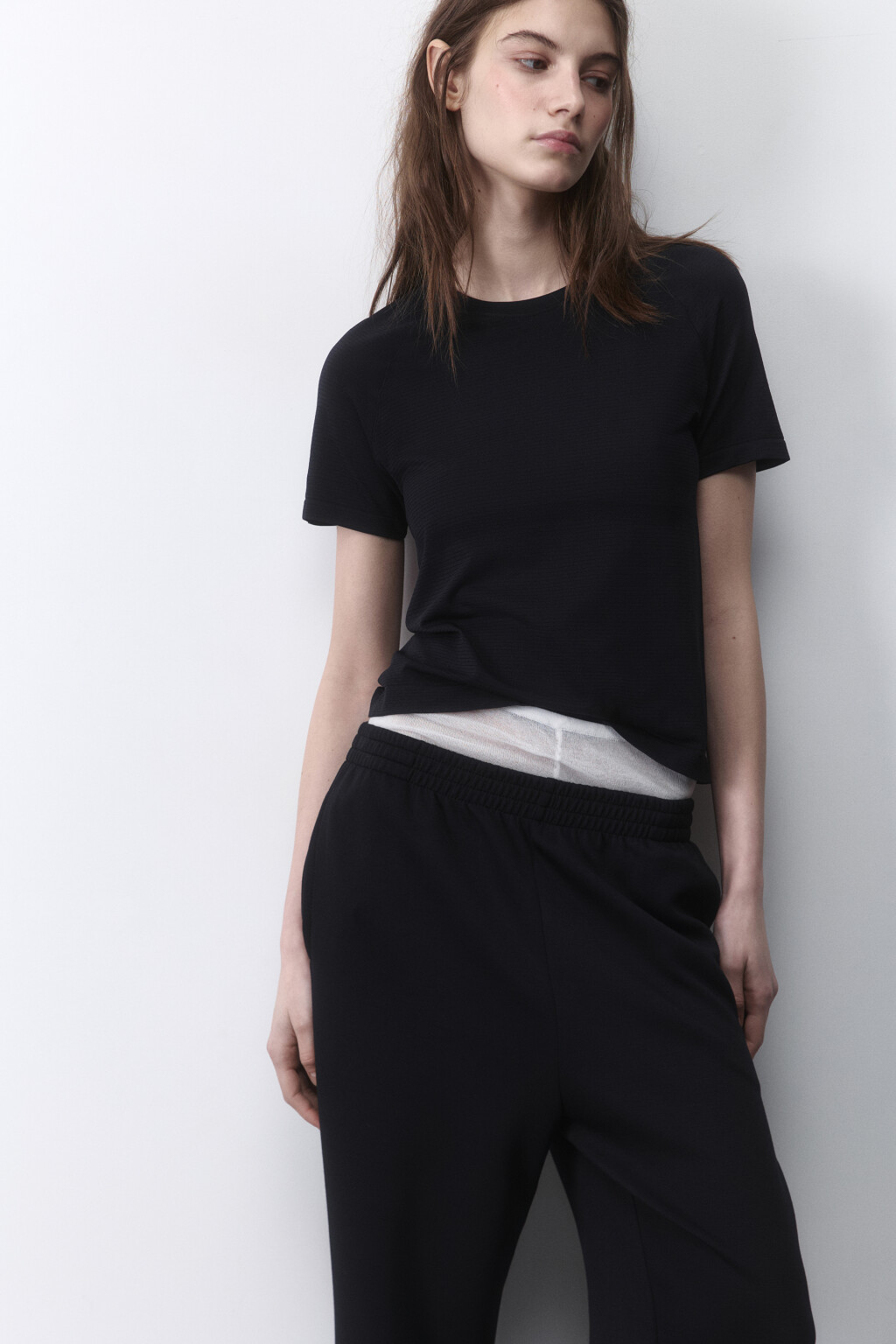 Футболка спортивная облегающая - цвет черный - 1