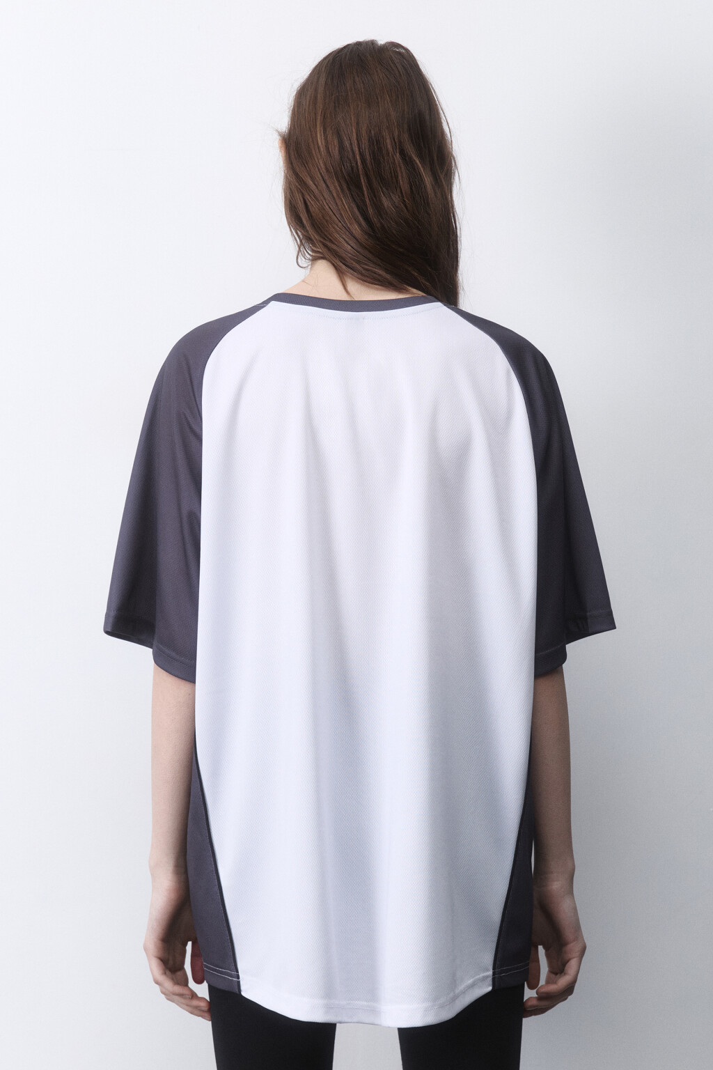 Футболка oversize спортивная из сетки с надписью - цвет серый - 3