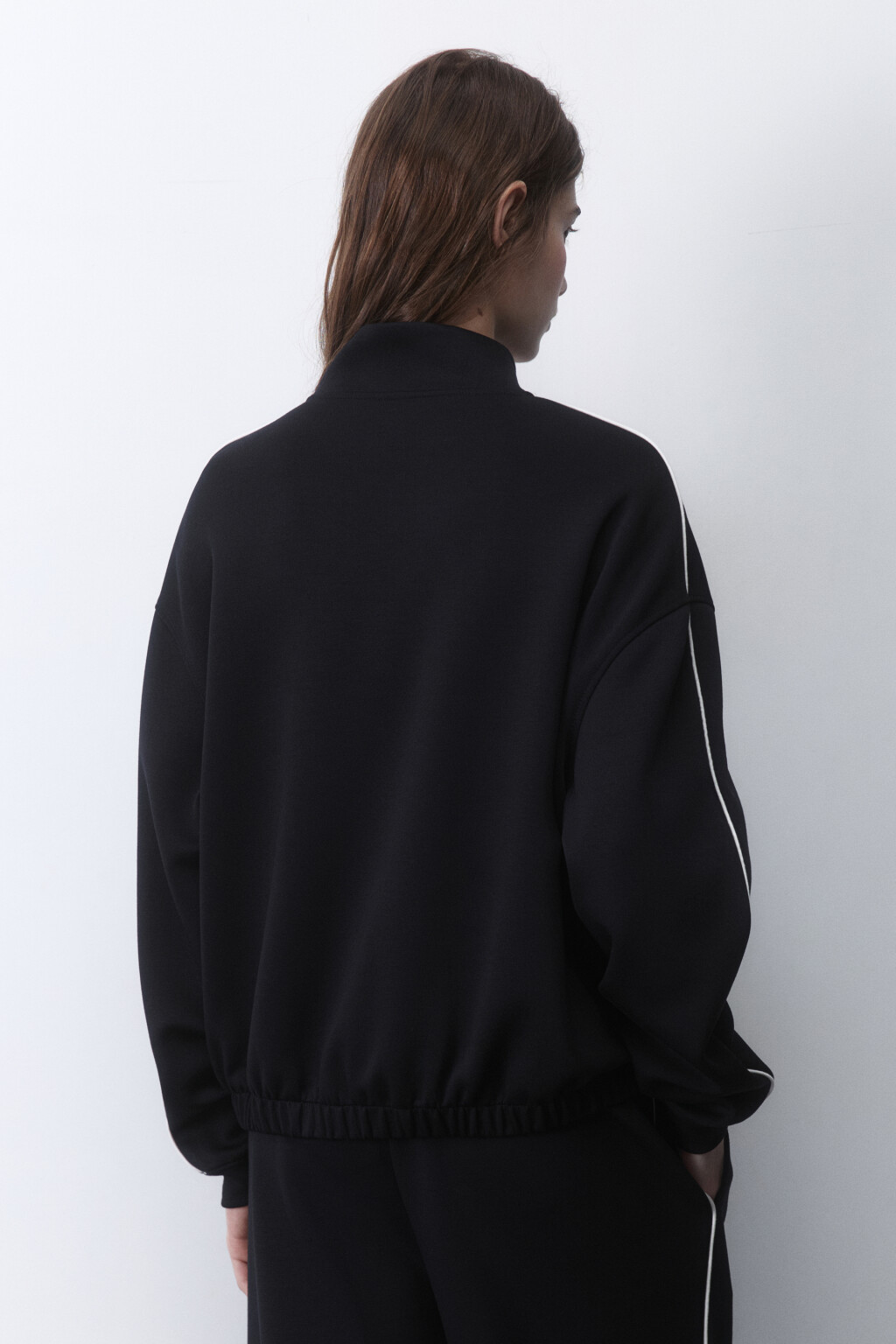 Худи-зипка спортивная из трикотажа - цвет черный - 4