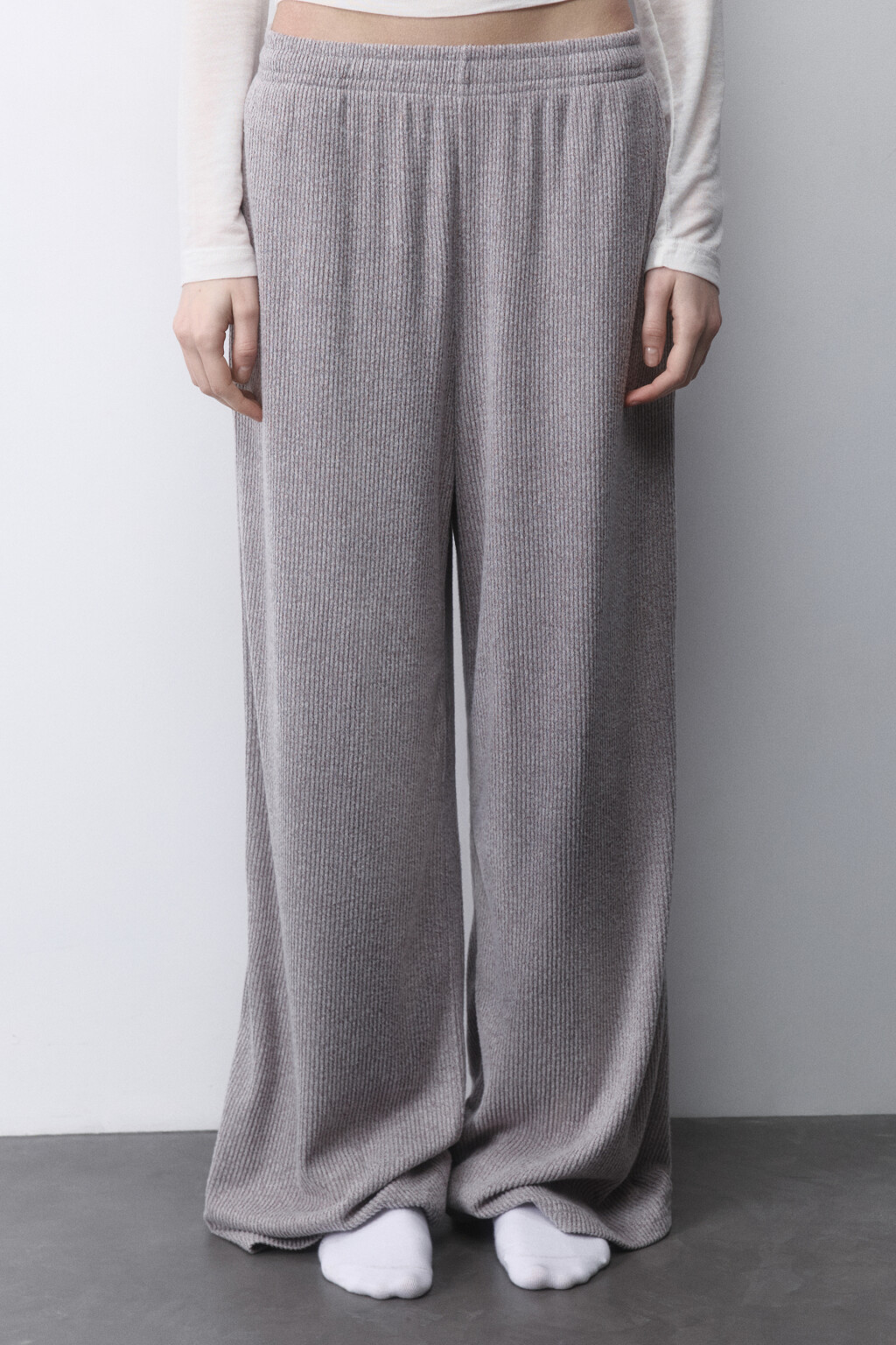 Брюки домашние трикотажные в рубчик - цвет серый - 2