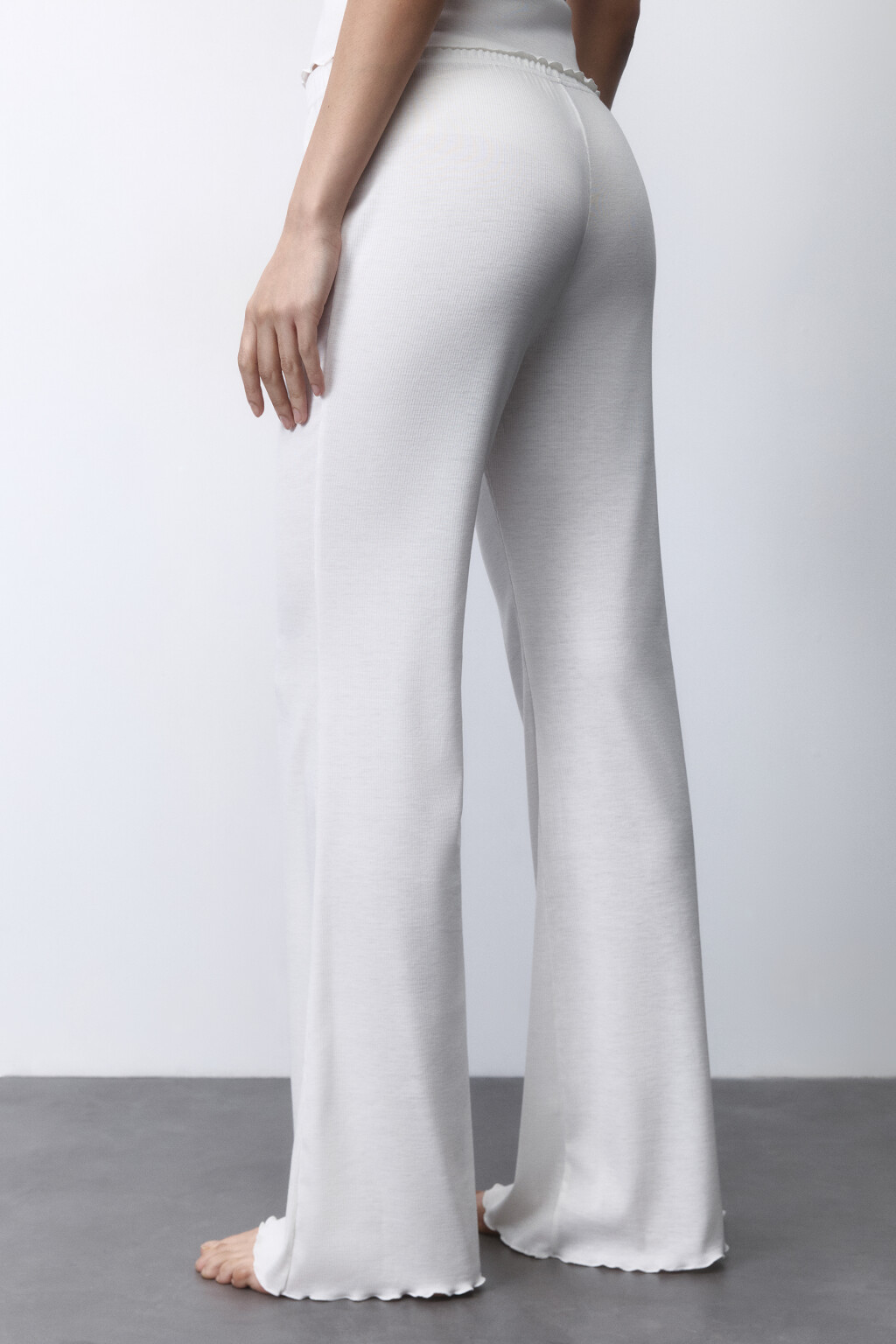 Брюки домашние широкие с волнистыми краями - цвет ванильный - 4