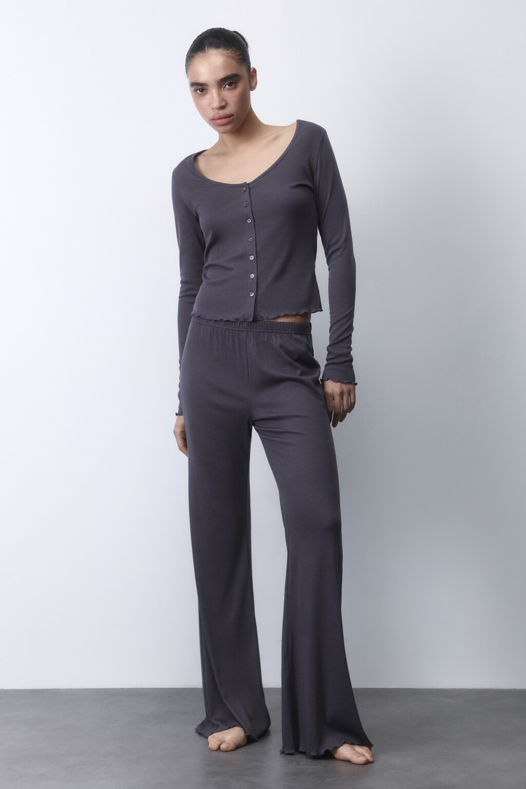 Брюки домашние широкие с волнистыми краями - цвет серый - 5