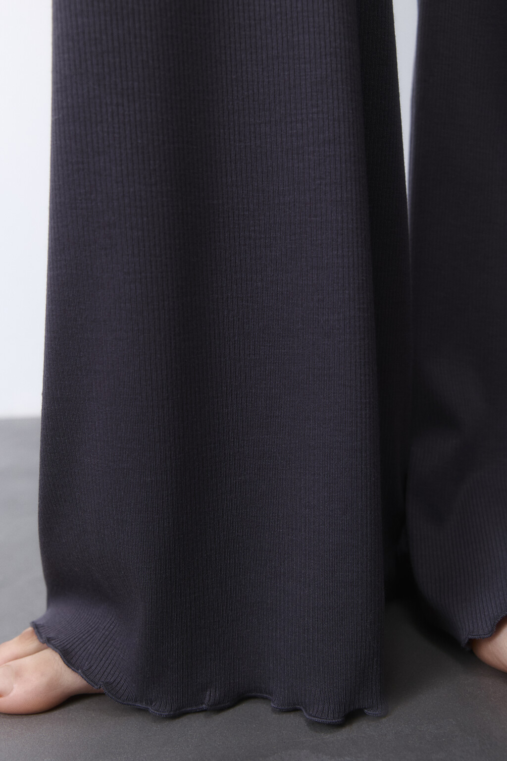 Брюки домашние широкие с волнистыми краями - цвет серый - 7