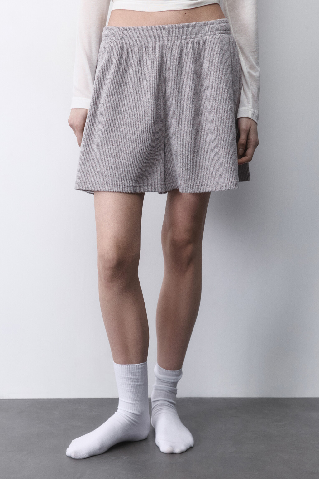 Шорты домашние трикотажные в рубчик - цвет серый - 2