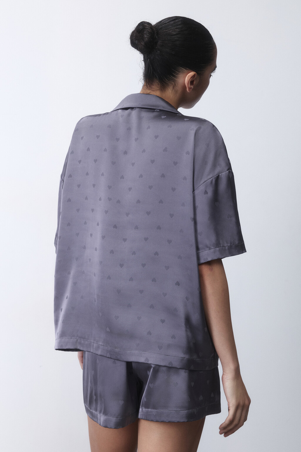 Блузка домашняя атласная с сердечками - цвет серый - 5