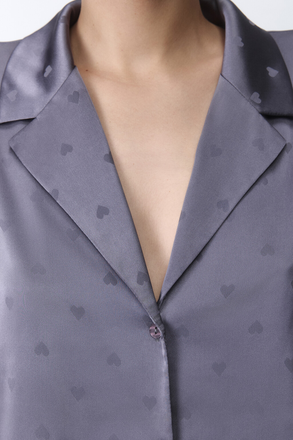 Блузка домашняя атласная с сердечками - цвет серый - 7