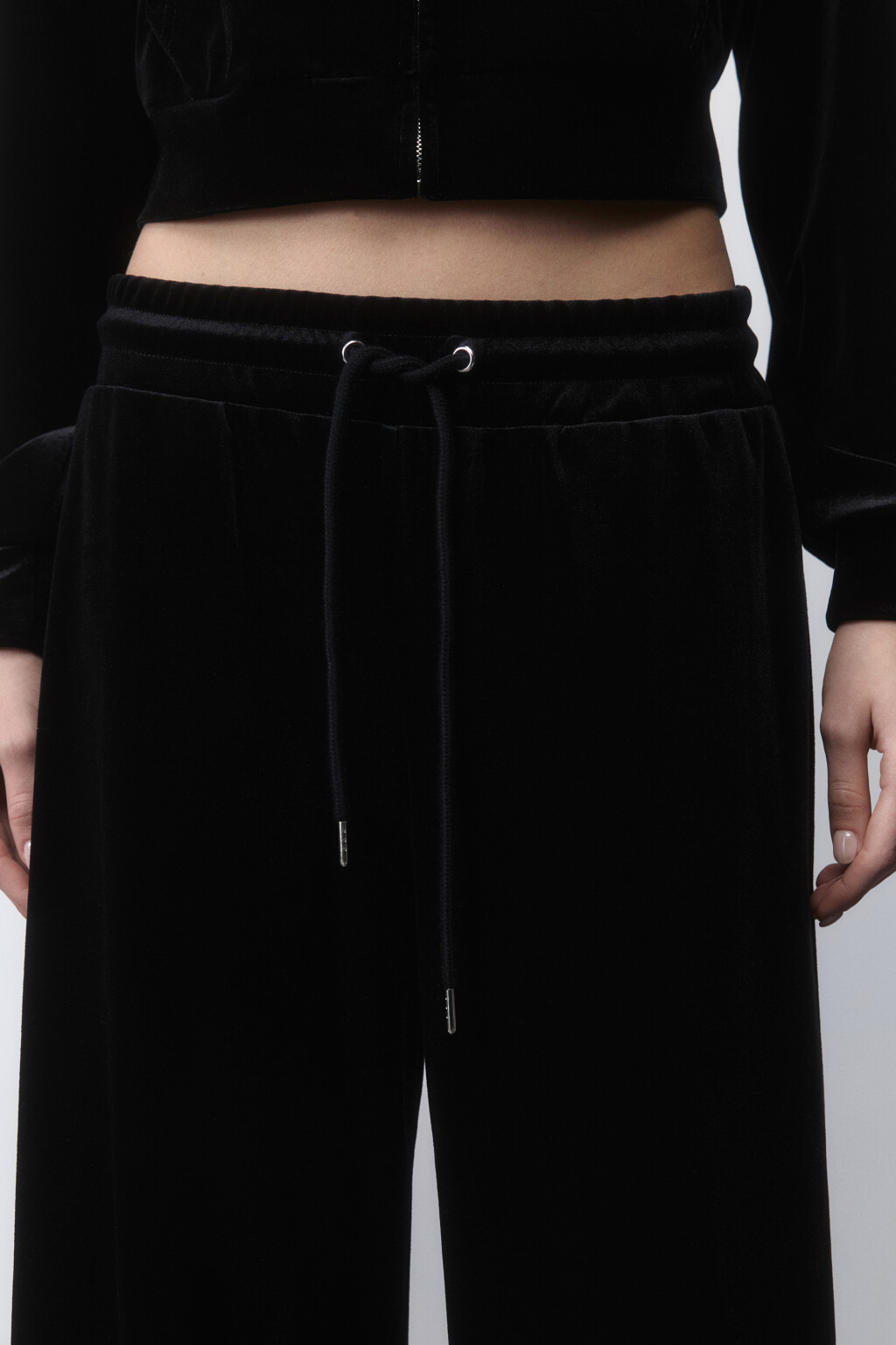 Брюки велюровые с принтом из страз - цвет черный - 8