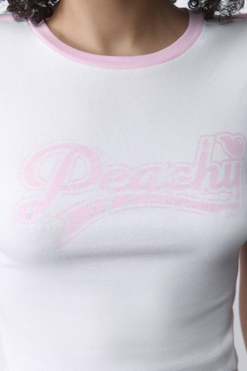 Футболка облегающая с лампасами и надписью - цвет белый - 5