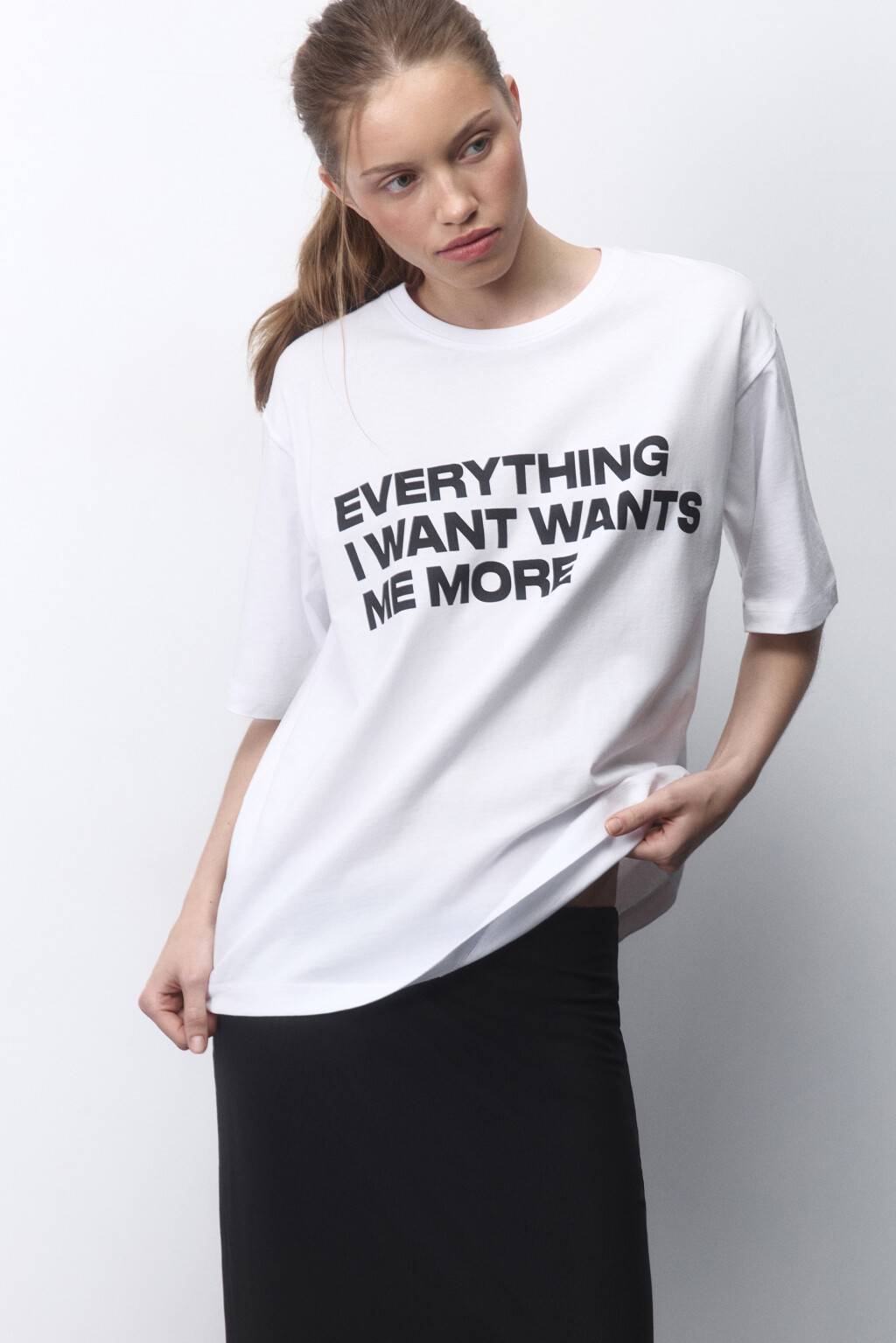 Футболка прямая хлопковая с принтом-надписью - цвет белый - 1