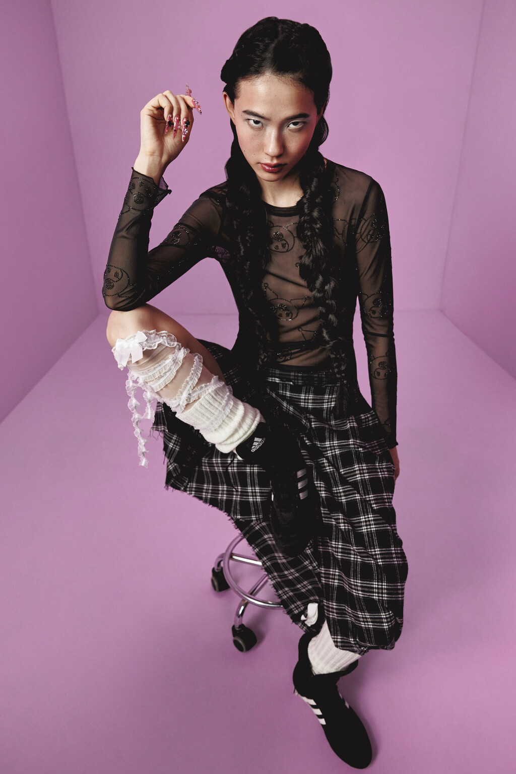 Лонгслив сетчатый с принтом из страз - цвет черный - 1